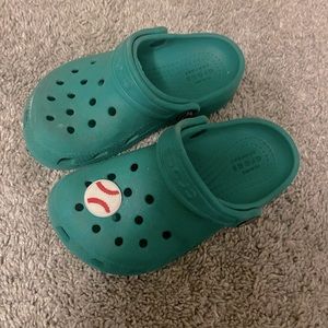 Toddler green Crocs